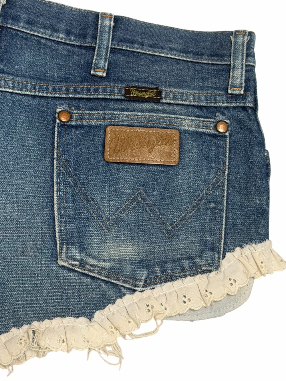 Vintage Wrangler Lace Trim Denim Cutoff Shorts Boho Coquette Festival 35 - Picture 6 of 9